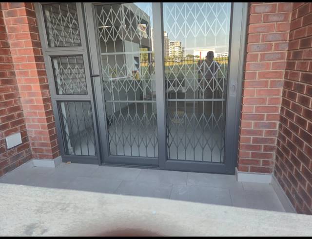 1 BEDROOM SECTIONAL TITLE FOR SALE IN UMHLANGA RIDGE